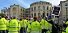 GULE VESTER: Høsten 2023 hadde NJF-medlemmer i Mantena politisk streik foran Stortinget for å beholde vedlikehold av tungt materiell. 19. mai er de nok en gang på plass foran Stortinget.