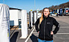 BLOKKERER: Johanna Stiig er tillitsvalgt i Elektrikerforbundet i Göteborg. De gjennomfører en sympatistreik der alt arbeid mot Tesla er blokkert.