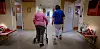 KVA VENTAR OSS?: Når dei som er 50 år i dag vil pensjonere seg vil det vere nesten dobbelt så mange på over 80 år som i dag.