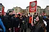 Elektrikerne i Caverion prosjekt Nasjonalmuseet tok fri fra klokka to for å være med på den politiske markeringen utenfor Stortinget.