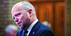 Sp-leder Trygve Slagsvold Vedum har flere ganger gjentatt at å innføre direktivene er «feil retning å gå».