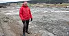 Pål Kjærstad og familien ble vekket av skredet i Gjerdrum jula for snart to år siden. De kom seg fra det i live, men mistet huset som lå litt bak og til høyre for der han nå står.