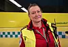 AKUTTMEDISINEREN: Ambulansearbeider Christine Moene Bødtker er fartøysjef med ansvar for utstyr og sikkerhet i bilen, og det akuttmedisinske på somatisk oppdrag.
