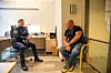 PÅ TVERS: Otto Sætre-Hansen har ansvar for å bemanne psykatriambulansen med ambulansearbeider mens Jarle Lexau sørger for personell med psykiatrikompetanse.