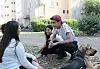 ELEVER: Vazgen fra Armenia understreker et poeng. Han diskuterer her med Mearangez (med ryggen til).