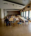 Arnt Alsli i storsalen i Folkets Hus.