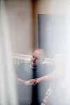 Vegar Rygh havnet mellom to stoler i Navs kompliserte regelverk da han ble permittert. Han mistet all inntekt over natta.