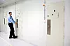 SVARER MED KVANTITET: Farukh Qureshi er opprørt over at ansatte etterlyser med innhold i soningen og at svaret fra KDI er at antall soningsplasser øker med byggingen av nye fengsler på Ullersmo og Eidsberg.