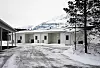 Bakmennene i Rimell Transport oppga til offentlige myndigheter at foretaket hadde base i en av disse leilighetene i Skibotn i Indre Troms. Tilsynsetatene mener dette ble gjort for å unndra arbeidsgiveravgift.