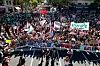 DEMO: Mange demonstrerermot regjeringens politikk. Her fra en demonsrasjon som følge av at presidenten Milei snakket om feminisme, inkludering og klima som deler av et mangehodet beist.