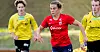ØNSKER LIKE RETTIGHETER OG MULIGHETER: Emilie Haavi ønsker mer likestilling i proff-fotball. Her under en vennskapskamp mellom Norges kvinnelandslag og Moss Junior på Melløs Stadion i fjor.