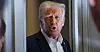 Donald Trump har i løpet av sine første dager gjort flere tiltak som påvirker statsansatte.