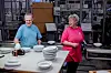GOD STEMNING: Tone Anita Rønnestad er glad for å være tilbake blant kollegaer. Her sammen med Bjørn Geir Holm.