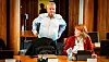 11:30 MØTE I SEKRETARIATET: Hver mandag møtes ledelsen i LO og alle forbundslederne. Jørn tar plass ved siden av nestlederen i Fellesforbundet, Kine Asper Vistnes.
