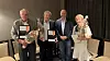 Sogn og Fjordane: 3. november hadde avdeling 6 Vest merkeutdelinger for medlemmene gamle Sogn og Fjordane. Fra venstre ser vi 50-årsjubilantene Jon Hegrenes og Oddmund Aven, avdelingsleder Knut Johannes Berg og 25-årsjubialnten Tora Hopland.