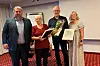 40-års jubilanter på Steinkjer: Fra venstre ser vi nestleder i avdelingen Kim Roar Dahl, jubilantene Solvor Rødseth Rokne fra renhold og Ola Heimveg fra maskin og styremedlem Jana Walzer.