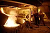 SMELTEVERKET: Et smelteverk er et fabrikkanlegg hvor man framstiller metaller eller halvmetaller fra malmer og mineraler. På Finnfjord bruker de høye temperaturer for å framstille ferrosilisium.