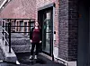 For å dekke alles behov, er det ansatt mange ulike profesjoner i rusteamet som også jobber i Kjeller'n. Sosionom Kathrine Fauske er mest utegående. De dagene hun er i Kjeller'n, blir hun ofte spurt om sosialfaglige spørsmål.
