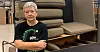 Hun har jobbet i møbelindustrien siden hun var 18 år, men lønna til Trine-Lise (60) er ikke mye å skryte av.