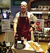 VINEKSPERT: Haugen er sommelier og var vinansvarlig i Tax-Freebutikken.