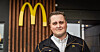 I LO er klubbleder Morten Sandanger (26) blant de yngste, men på McDonald's regnes man som «den gamle garden» når man har rundet 20, forklarer han.