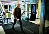 OVERTID: Norsk Industris Stein Lier-Hansen i gangene på hotel Opera fredag morgen. Forhandlingene var da nesten ni timer på overtid.
