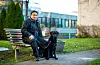 Labradorvenn: Hoppa er den tredje og beste førerhunden David Hole har hatt. – Jeg vet hva jeg trengte å lære henne opp til sånn at hun skal fungere best sammen med meg, sier han.