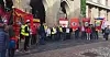 Da rettssaken mot Sunds laksepakkeri startet den andre uken i retten ble partene møtt med fagforeningsfaner. 60 personer stilte opp for å støtte de polske arbeiderne.