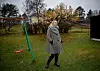 Det måtte en pandemi til for at Marie Louise Modvar (39) skulle gi slipp på klesbransjen. Nå vil hun jobbe med vanskeligstilte barn.