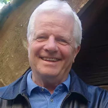Einar Spurkeland har selv jobbet som yrkessjåfør og vet at det krever en uthvilt sjåfør med godt materiell for at alle andre i trafikken kan følge seg trygge.