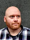 FOLK PÅ JOBB: – Senterpartiet er opptatt av åpningstida til Nav-kontorene. Det er viktig, men vi må også ha nok bemanning, sier Svein-Arild Gullvåg.