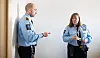 STÅR I DET: Sikkerhetsinspektør Christopher McCabe og fengselsleder Doris Bakken på Bredtveit fengsel.