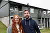 ØNSKET SEG STØRRE HUS: Tidligere bodde Tonje Nybakken og Frode Øien Otnes i et lite hus med to soverom. Nå har de 200 kvadratmeter å boltre seg på, og ikke minst flere soverom om de to skulle bli flere.