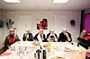 SISTE MÅLTID? Tove Eide, Vigdis Athammer, Ellen Buss, Marit Skumfoss, Evaldas Milasevicius og Per Helge Kvernmark samlet til medlemsmøte.