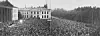 ALLSANG: Allsangmøte på Universitetsplassen i Oslo, 26. juni 1939.