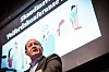 OPNA: NTL-leiar John Leirvaag opna konferansen, og fastslo at konferansen er viktigare enn nokon gong, og at den er viktig for å koordinere kampen for ein sterk og solidarisk velferdsstat.