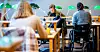 Nifu-undersøkelsen er basert på svar fra totalt 18.667 spurte nyutdannede masterstudenter, som ble uteksaminert våren 2023.