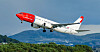 Boeing 737–800 fra Norwegian tar av fra Stavanger lufthavn Sola, en av flyplassene der ledelsen i selskapet skal ha foreslått å legge ned basen.