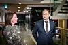Medmekler Hilde Lund og riksmekler Mats Ruland møtte først pressen klokka 21 torsdag kveld.