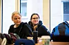 LÆRER: Lærer Silje Stensåsen Grøndahl (bak) tar studiet fordi hun ønsker flere verktøy i undervisningen for å gjøre den mer relevant for elevene.