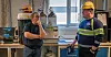 Hovedtillitsvalgt Jan Haugen (t.h.) mener man må utnytte ressursen seniorer i arbeidslivet er, og legge til rette så Ole Martin Røhmesmo og andre står lenger i arbeid.