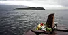 Massakren på Utøya i 2011. Pårørende la ned blomster og tente lys for ofrene på brygga ved Utvika Camping.