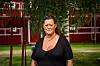 Direktør May-Elin Nilsen i Vitalis skulle ønske de fortsatt kunne ta imot pasienter på det offentliges regning mens Helse sør-øst behandler anbud på nye rammeavtaler. Men det fikk de nei til. 1. september stenger behandlingstilbudet for folk som trenger behandling både for rus og psykiske plager.