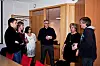 UTSETTELSE: NTLerne ved DFØs kontor i Drammen diskuterer omorganiseringen. Fra venstre Thomas Søberg-Håkensen, Anni Mikkelsen, Gro Lervik, Erling Broen, Kari Andreassen og Atle Kalland.