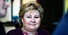 Erna Solberg (H) er mer interessert i å bli statsminister på nytt, enn en internasjonal toppjobb. Det til tross for flere fristende tilbud.