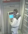 SVART ARBEID: Fatlum Krasniqis, også kalt Boblejakkemannen, gikk fra minibank til minibank for å ta ut kontanter som gikk til å betale albanske malere svart.?