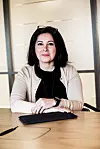 På søndager får Dinardi ofte telefoner og meldinger fra ungdommer som har hørt om henne. Så mange henvendelser kan det være at samboeren hennes har foreslått at hun bør innføre ringetid.