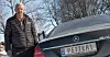 Petter Jørgensen kunne gjerne tenkt seg en Maybach-Mercedes, men en 16 år gammel Mercedes S-klasse er også en drøm å kjøre.