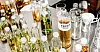 Regjeringen vurderer mer lokalt salg av alkohol.