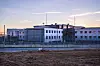 –3,95 MILL: Indre Østfold fengsel skal spare 3,95 millioner kroner i 2022 på mindre bruk av overtid.